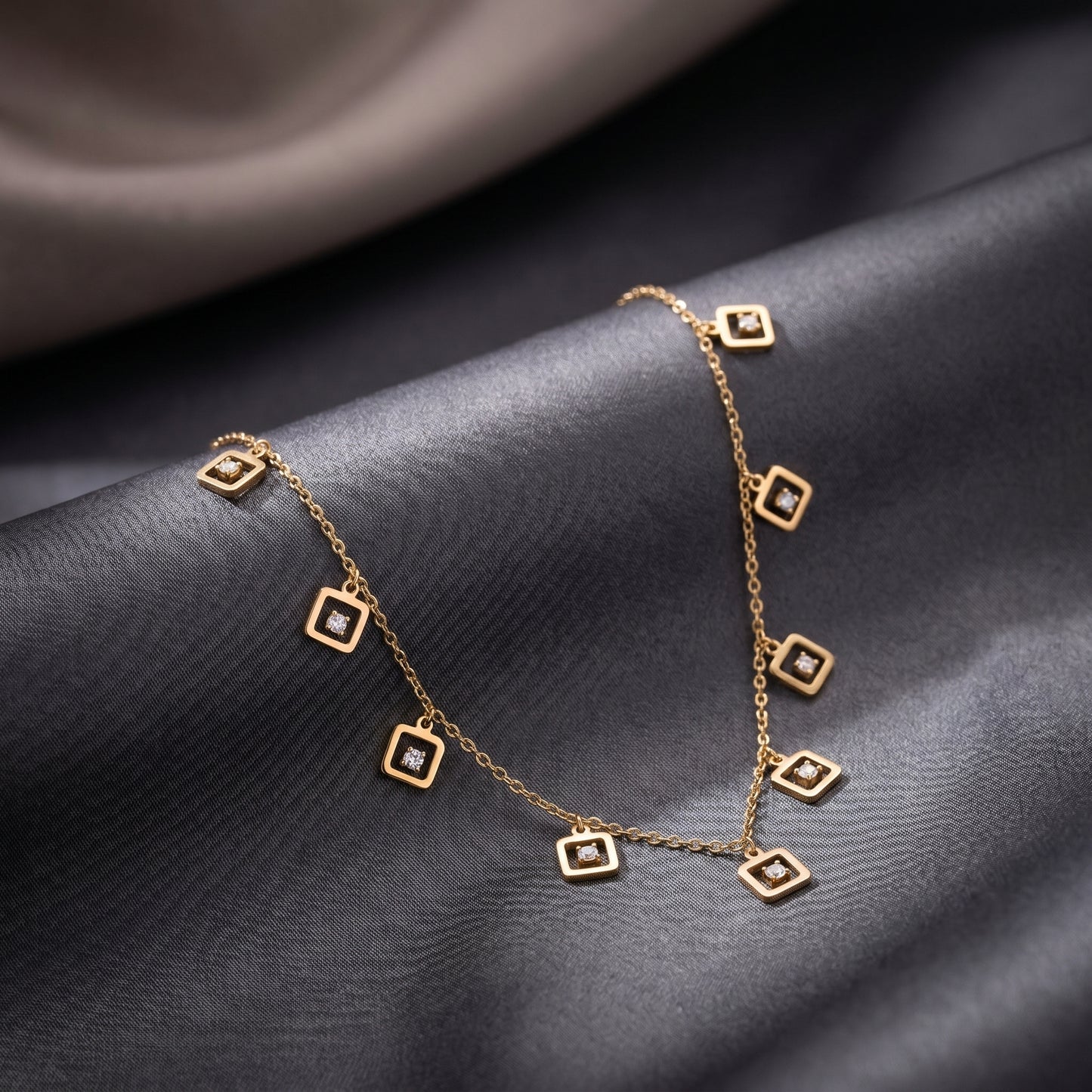 Noir Spark Necklace