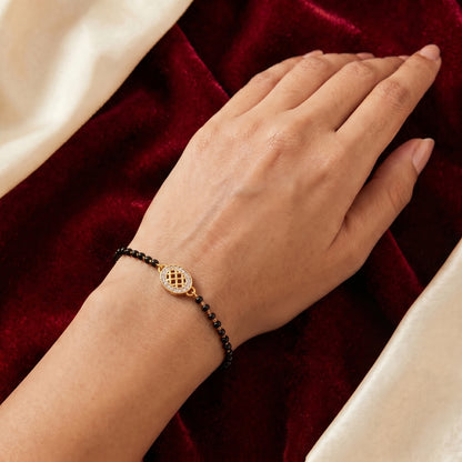 Zenvira Regal Grid Mangalsutra Bracelet