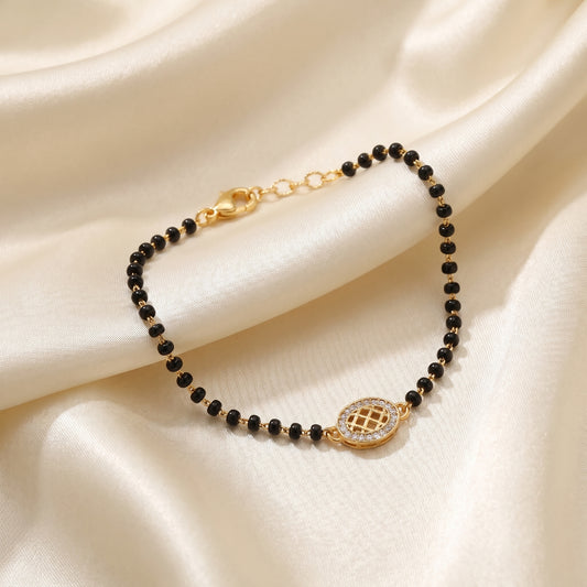 Zenvira Regal Grid Mangalsutra Bracelet