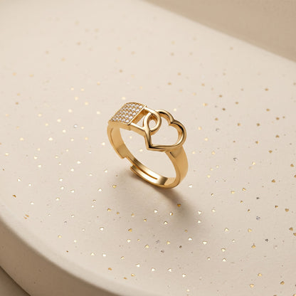 Clara Adjustable Ring