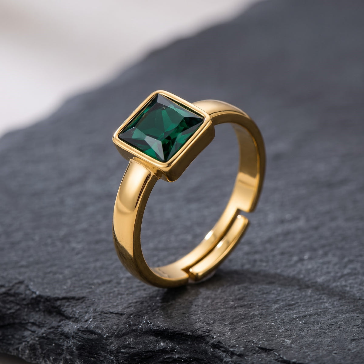 Lucy Adjustable Ring