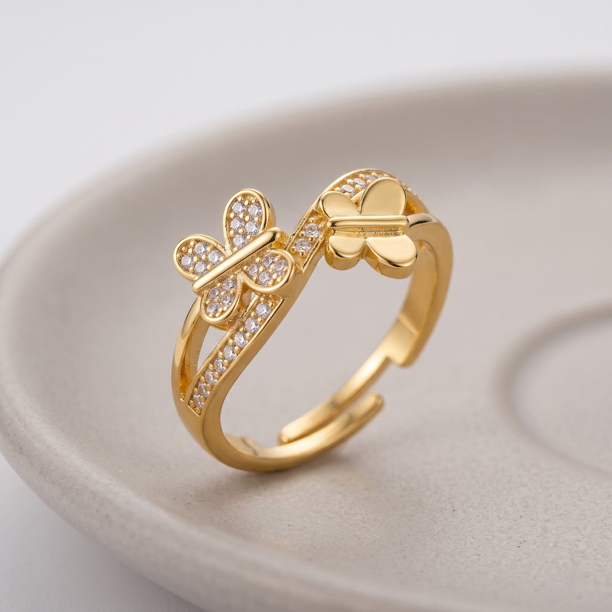 Iris Adjustable Ring